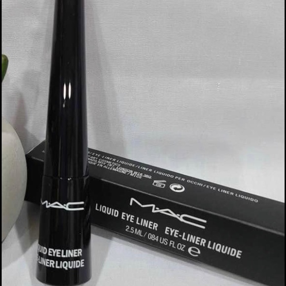 Mac eyeliner liquid boot black brand new - Picture 1 of 1